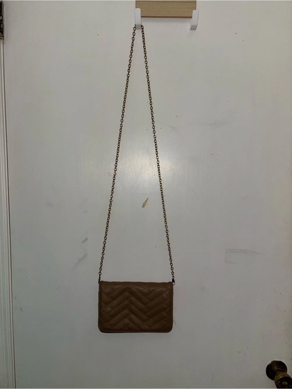 Quilted Tan Shoulder Bag/Purse - Women's Crossbody with gold chain strap